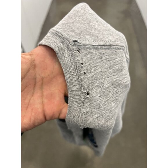 Disneyland 2005 grey tee Size large Measurements Pit to pit 21” Length 27.5” - Picture 6 of 7